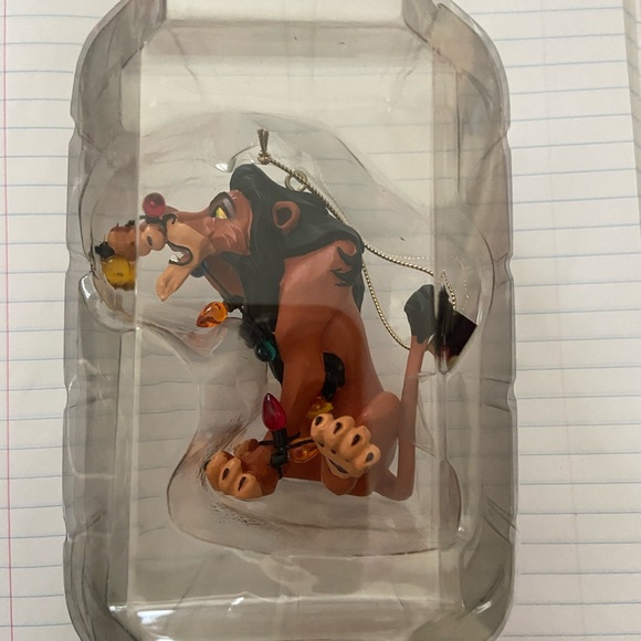 DISNEY Lion King - SCAR all tangled in lights - Picture 5 of 6